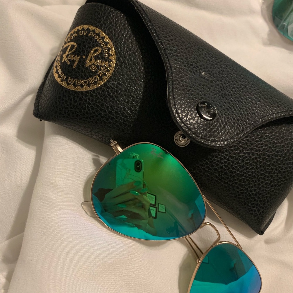 Green Aviator RAY BANS